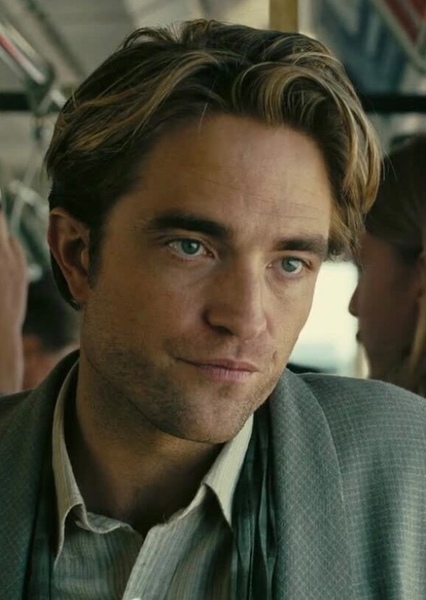 Robert Pattinson photo