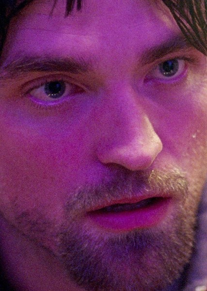 Robert Pattinson photo