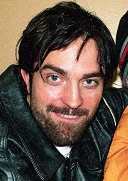 Robert Pattinson photo