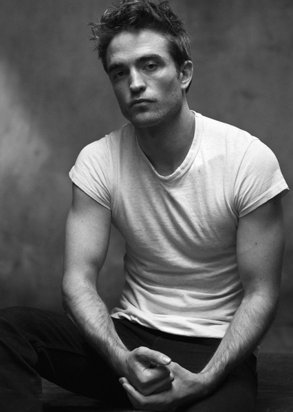 Robert Pattinson photo