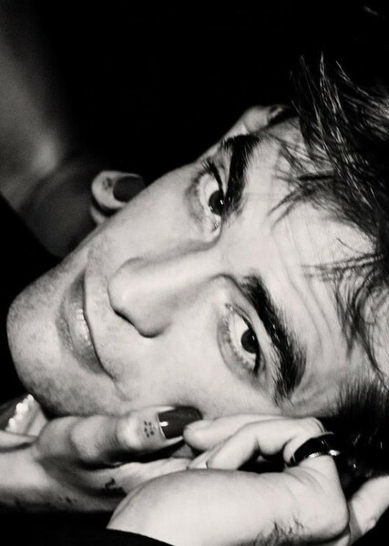 Robert Pattinson photo