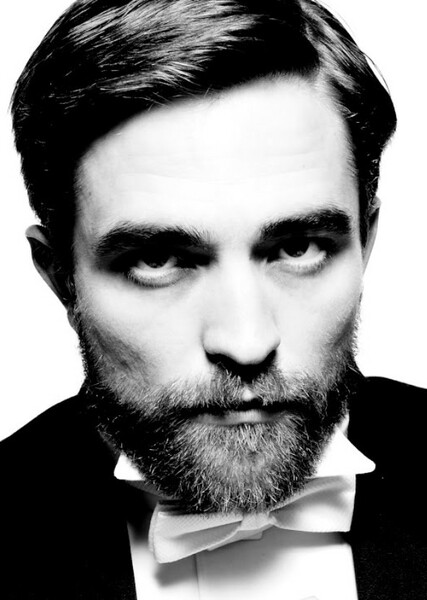 Robert Pattinson photo