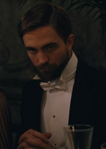 Robert Pattinson photo