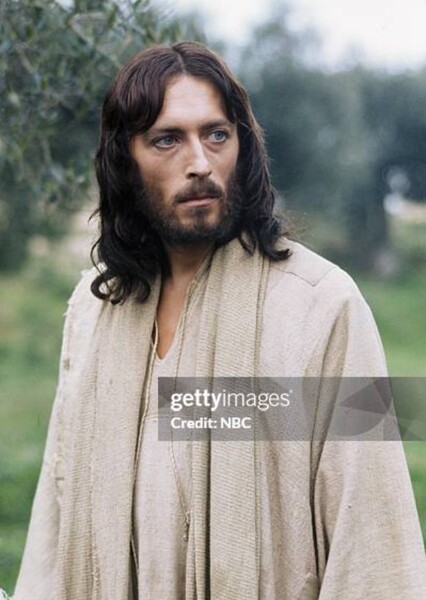 Robert Powell photo