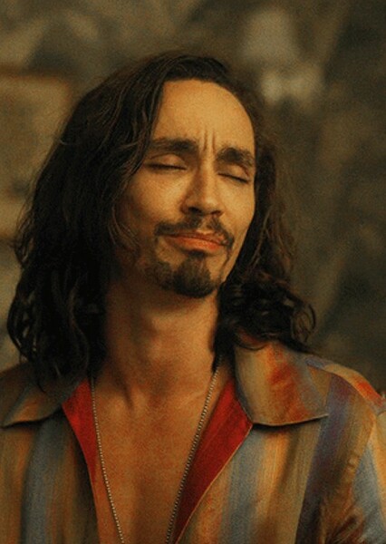 Robert Sheehan photo