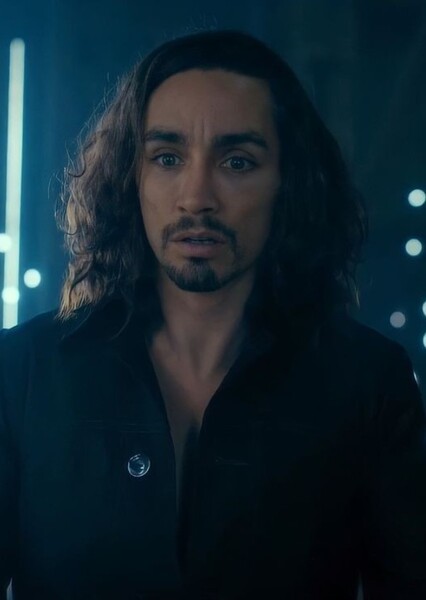 Robert Sheehan photo