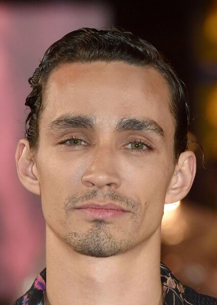 Robert Sheehan photo