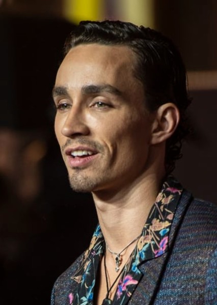 Robert Sheehan photo