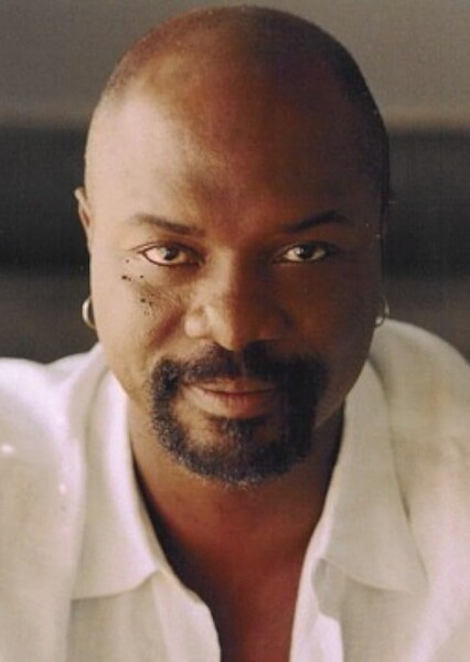 Robert Wisdom