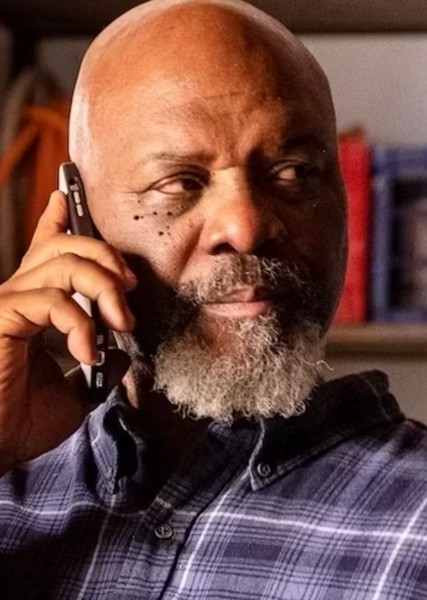 Robert Wisdom photo