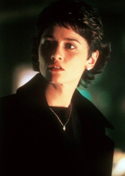 Robin Tunney photo