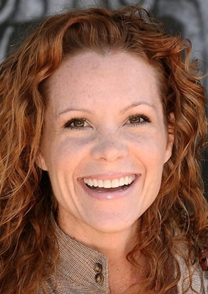 Robyn Lively photo