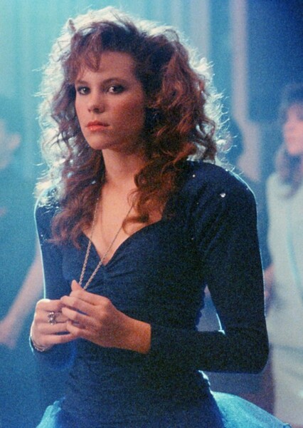 Robyn Lively photo