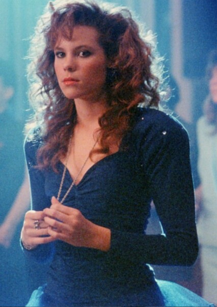 Robyn Lively photo