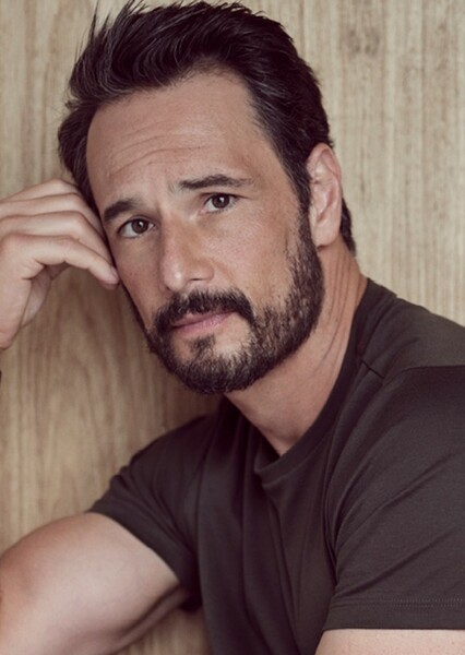 Rodrigo Santoro photo