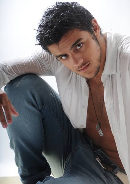 Rodrigo Simas photo