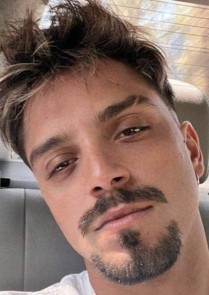 Rodrigo Simas photo
