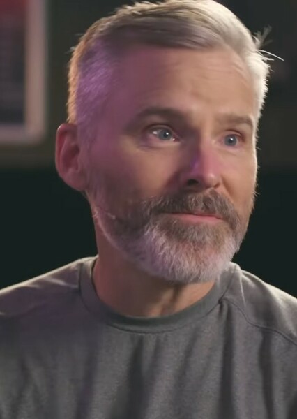 Roger Craig Smith photo