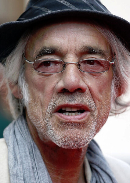Roger Lloyd Pack photo