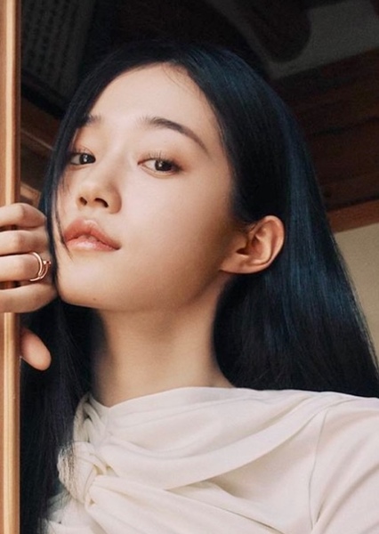 Roh Yoon-seo photo