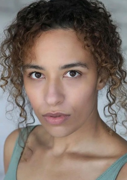 Roisin Moore photo