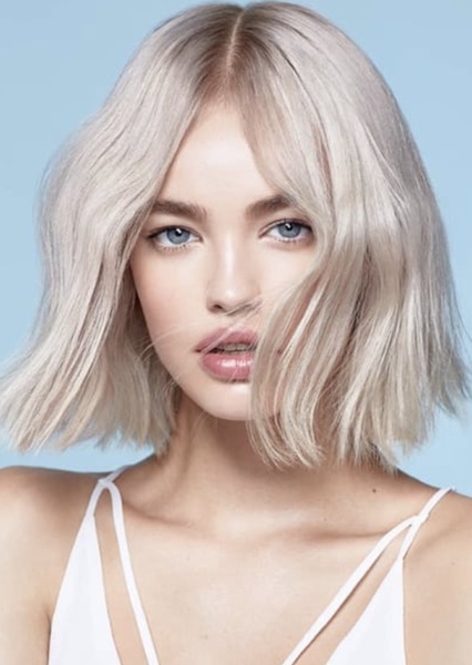Romi Van Renterghem photo