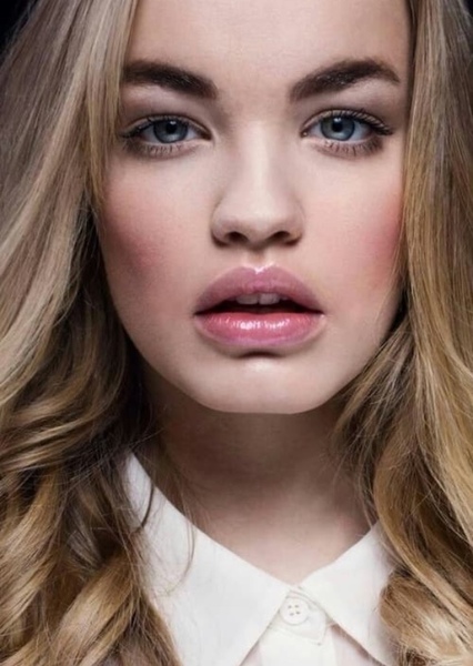 Romi Van Renterghem photo