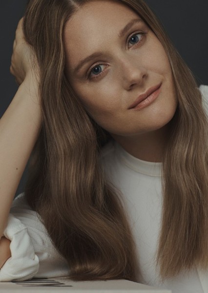 Romola Garai