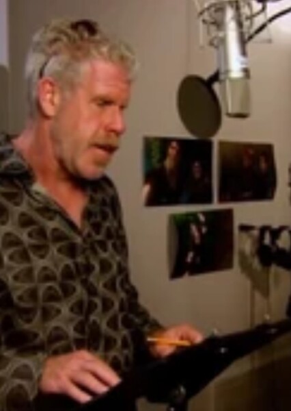 Ron Perlman photo