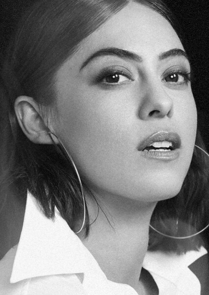 Rosa Salazar photo