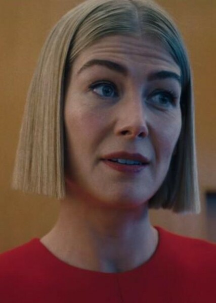 Rosamund Pike photo