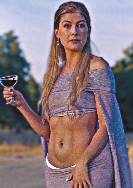 Rosamund Pike photo