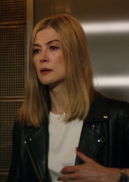 Rosamund Pike