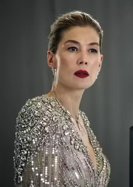 Rosamund Pike photo