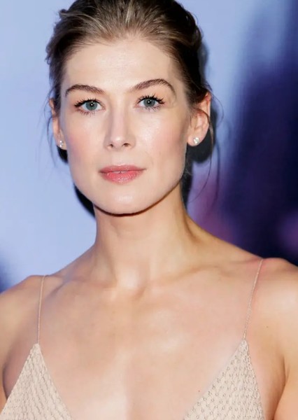 Rosamund Pike photo