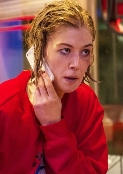 Rosamund Pike photo