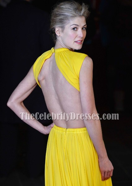 Rosamund Pike photo