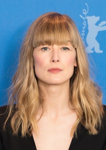 Rosamund Pike photo