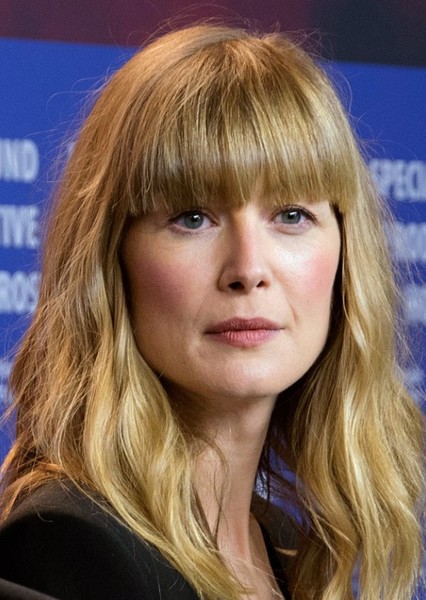 Rosamund Pike photo