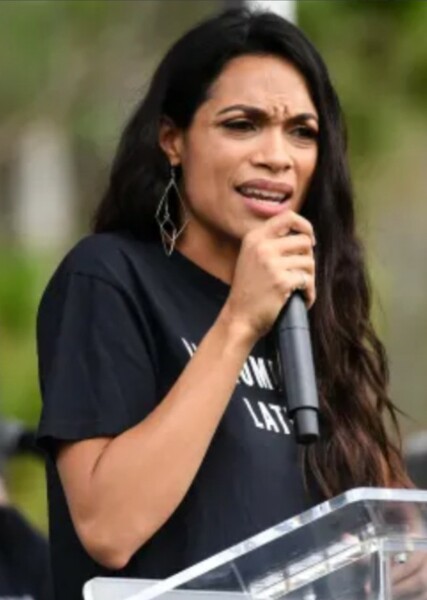 Rosario Dawson photo