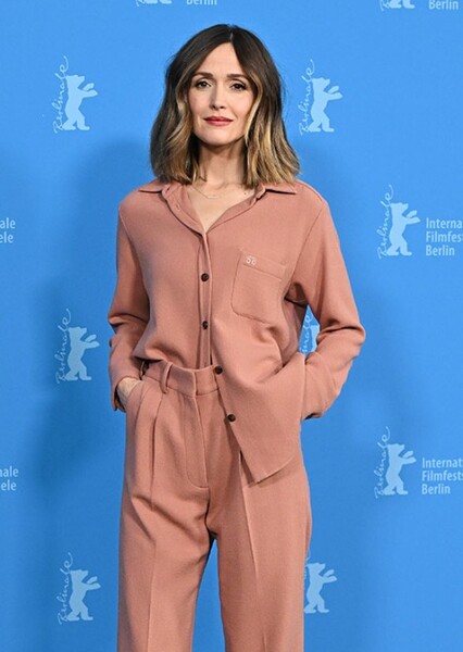 Rose Byrne photo