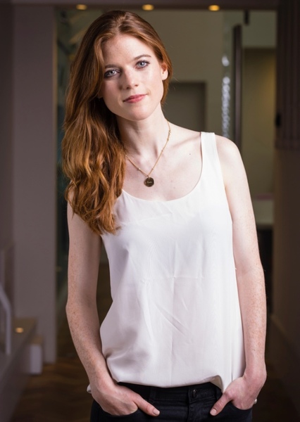 Rose Leslie photo