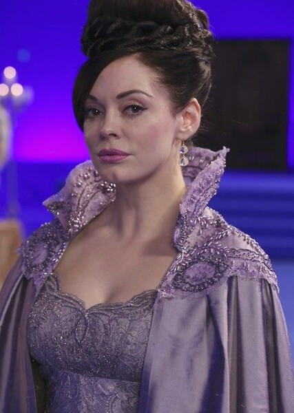 Rose McGowan photo
