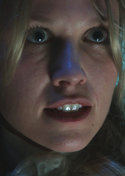 Rose Reynolds photo