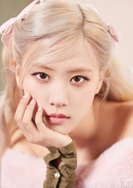 ROSÉ (Roseanne Park)