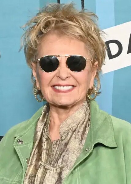 Roseanne Barr photo