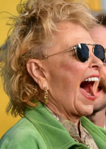 Roseanne Barr photo