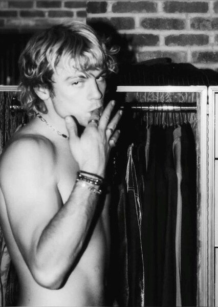 Ross Lynch photo