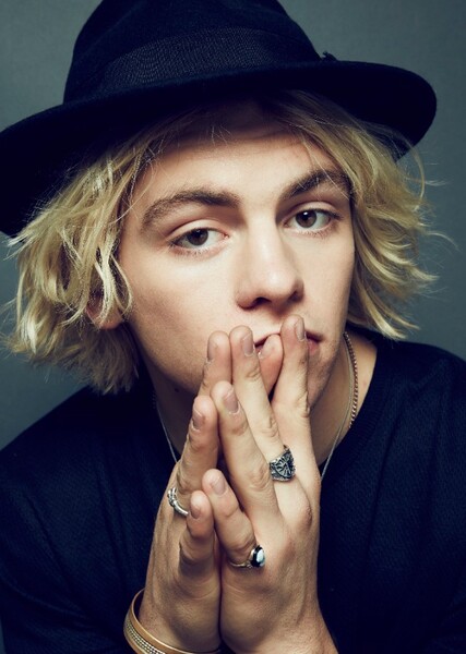 Ross Lynch photo