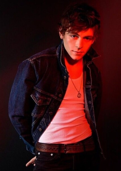 Ross Lynch photo